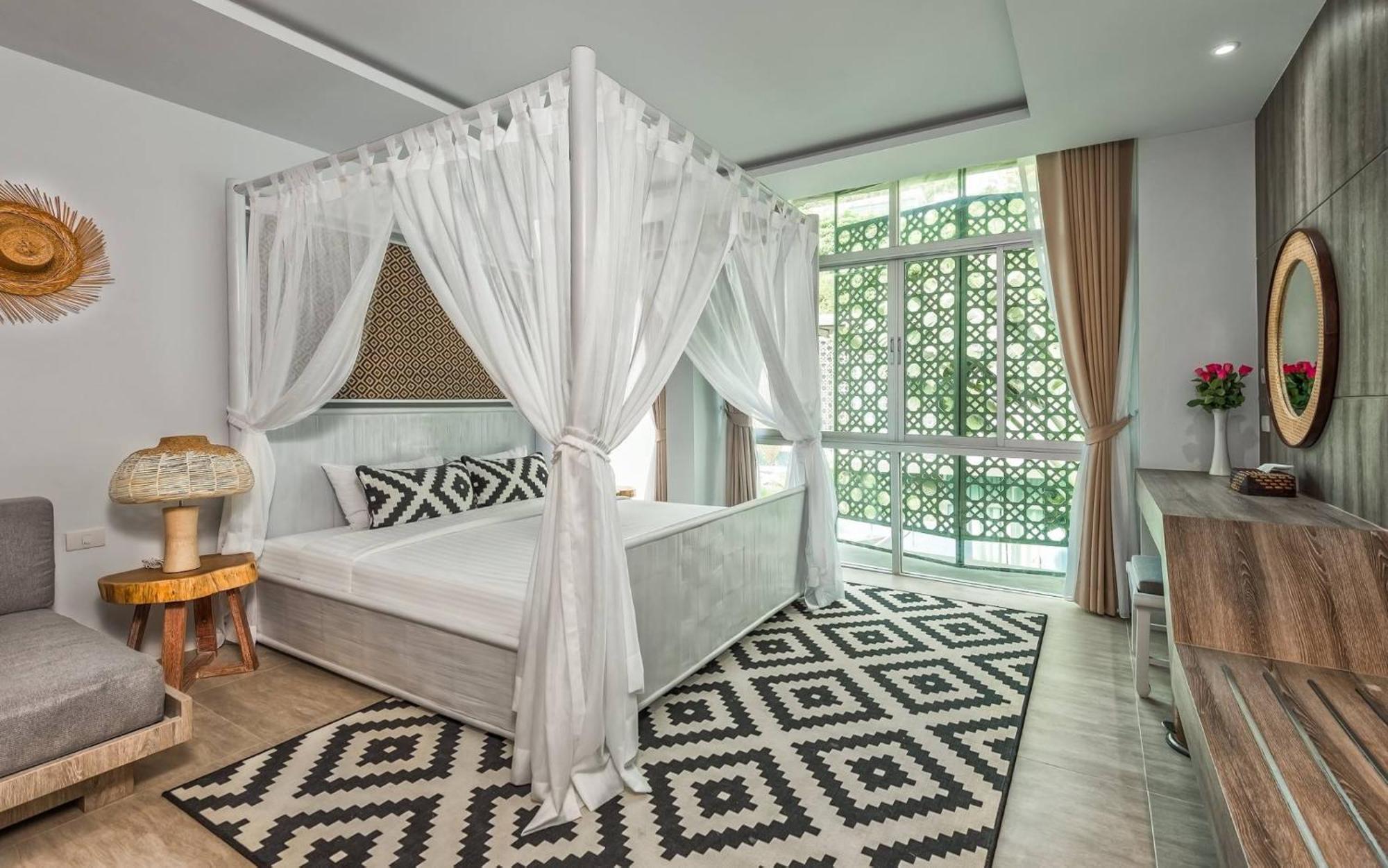 Villa Sonata Phuket Чалонг Екстер'єр фото